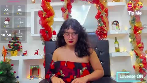 elith_berry69_ online show from 12/13/24, 10:33