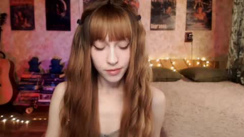 ellie_friendly online show from 11/21/24, 12:17