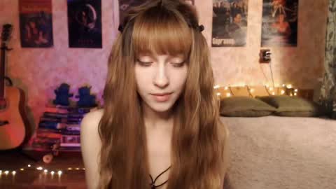 ellie_friendly online show from 12/26/24, 12:19