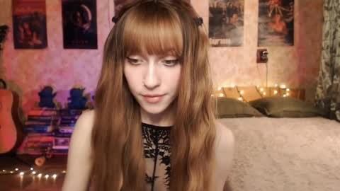 ellie_friendly online show from 11/27/24, 12:17