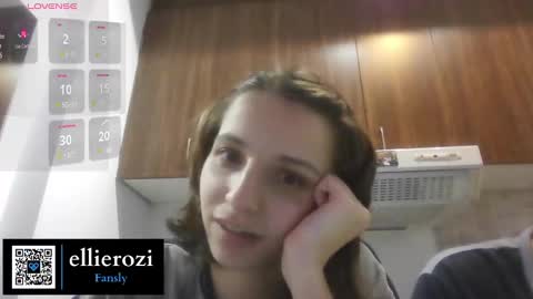 Ellie Rozi online show from 01/08/25, 01:55