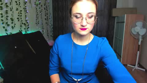 elsa_hot_here online show from 11/22/24, 09:14