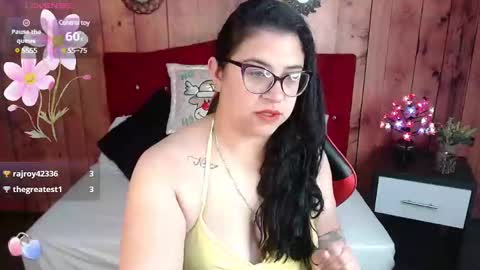 emilly_stones_ online show from 12/05/24, 12:31