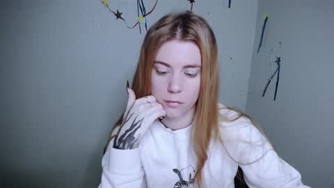 Emily online show from 11/14/24, 07:59