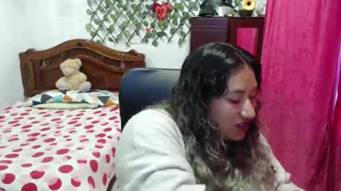 Emily Cortez online show from 12/22/24, 10:17