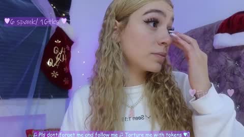 Emma  help me reach 10K followers  online show from 12/04/24, 05:18