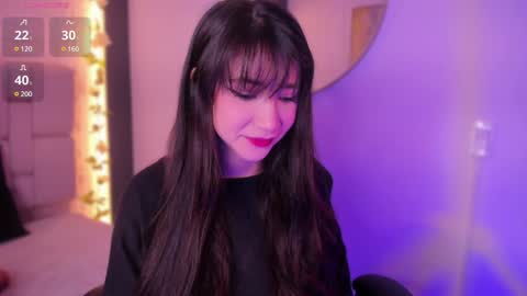 emma_woods__ online show from 11/17/24, 12:09