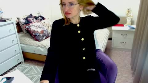 erica_sexy_ online show from 12/02/24, 11:59