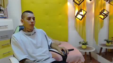 eros_oliver online show from 12/15/24, 02:22