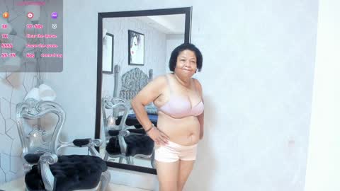 I am Estrella 2pm to 8pm Colombia time  online show from 11/19/24, 12:03