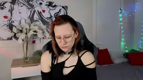 eva_vils online show from 01/15/25, 12:31