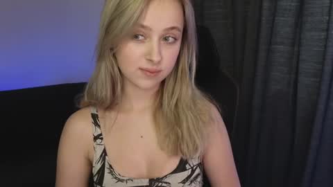 Chloe  next stream  3 online show from 12/03/24, 05:08