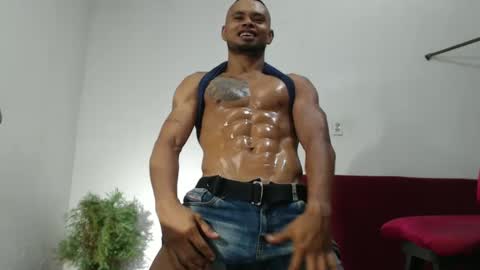 fernandez_latinblack online show from 11/27/24, 07:41