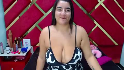 freyja_naugthy online show from 12/05/24, 12:09