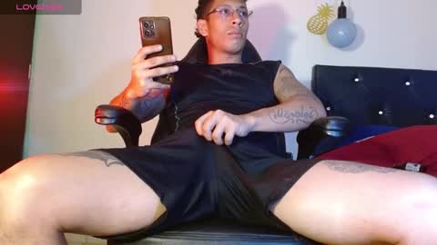 Ricardodominic 1   MODELO INDEPENDIENTE online show from 11/13/24, 06:31