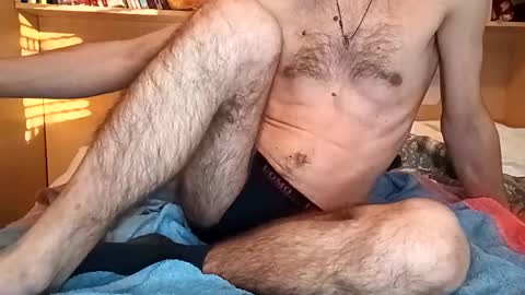 Italian men online show from 12/17/24, 03:05