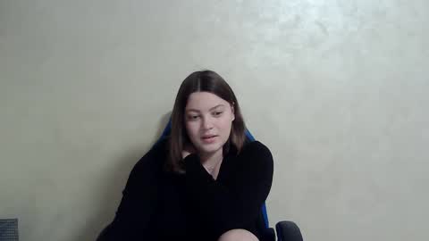 girl_leya online show from 11/12/24, 09:16