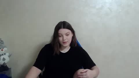 girl_leya online show from 12/11/24, 11:04