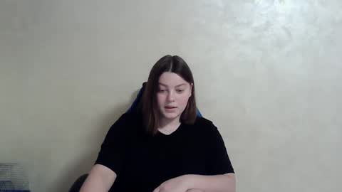 girl_leya online show from 11/27/24, 10:20