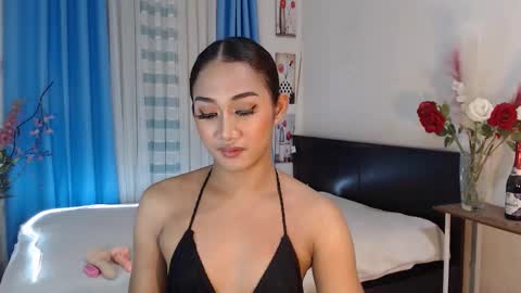 gorgeous_nicole online show from 12/21/24, 02:01