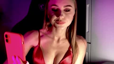 gracetorrezz online show from 02/11/25, 03:06