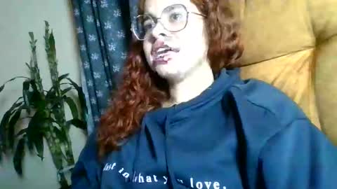 GreciaRuiz online show from 11/12/24, 12:48