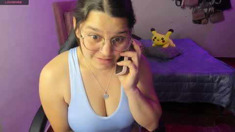 Hello Im Julieta Im 25 years old welcome to my room have fun and be happy. online show from 12/16/24, 03:36