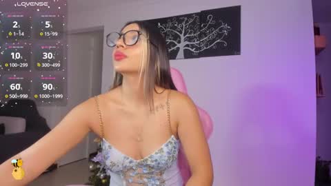 Paulina  online show from 12/13/24, 03:20