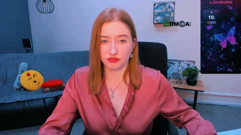 hanna_blondee1 online show from 12/23/24, 07:33