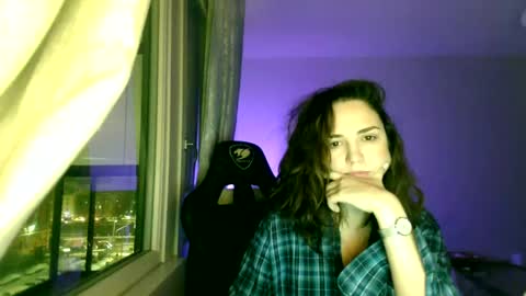 hazeel_x online show from 01/06/25, 04:07