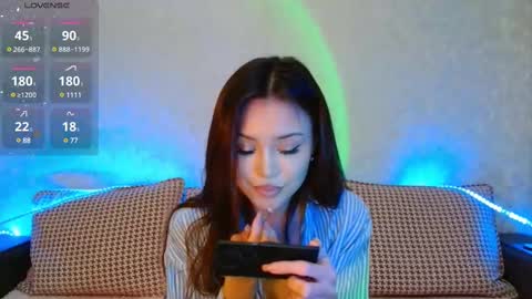 hea_jung online show from 11/29/24, 10:01