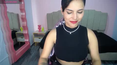 hemma_oficial_ch online show from 01/08/25, 11:03