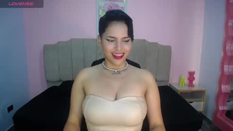 hemma_oficial_ch online show from 01/13/25, 10:22