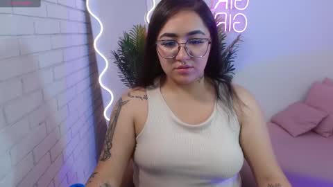 heylem_tay online show from 12/31/24, 04:00