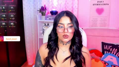  Karol  Independent Model online show from 11/25/24, 04:37