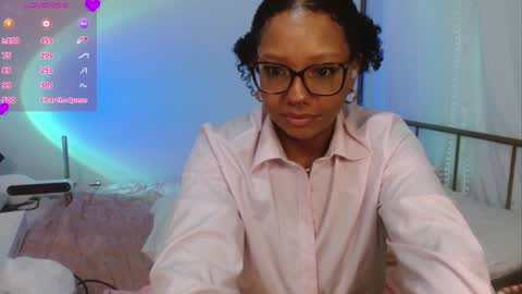 Horny Little Honey online show from 12/19/24, 09:03