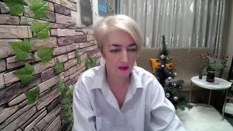 Nataly online show from 12/21/24, 04:01