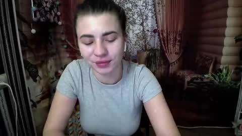 hot_leyla online show from 11/18/24, 08:44