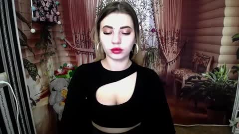 hot_leyla online show from 11/22/24, 06:54