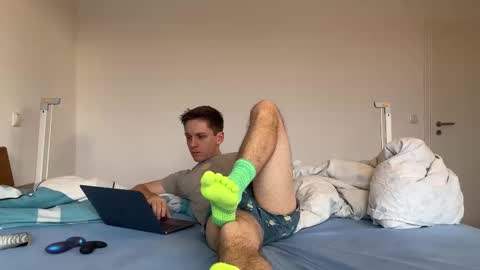 hotboyfeet92 online show from 01/20/25, 02:19