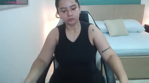 ibeth_diaz online show from 11/20/24, 11:58