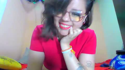 iiivictoria_hipsiii online show from 12/19/24, 03:40