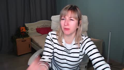 incredible_ariela online show from 12/22/24, 11:50