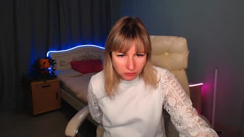 incredible_ariela online show from 12/24/24, 10:47