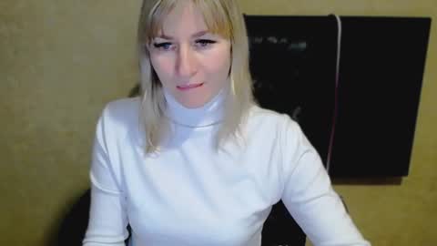 incredible_ariela online show from 11/29/24, 12:53