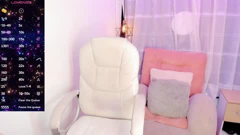 isabel_saenzz online show from 11/21/24, 12:10