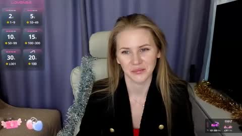 isabelallen online show from 12/25/24, 11:04