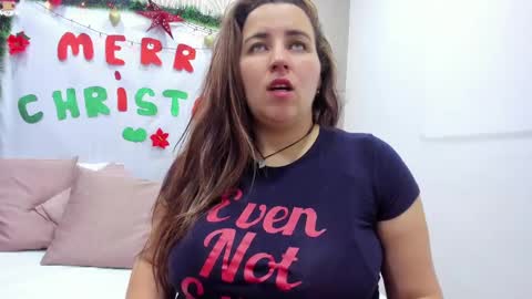 ISABELA PARKER  online show from 12/10/24, 01:05