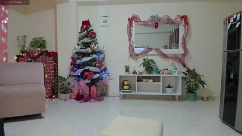 isabella_clarck online show from 12/17/24, 11:08