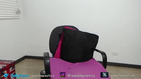 isabellaexotica online show from 11/19/24, 10:37